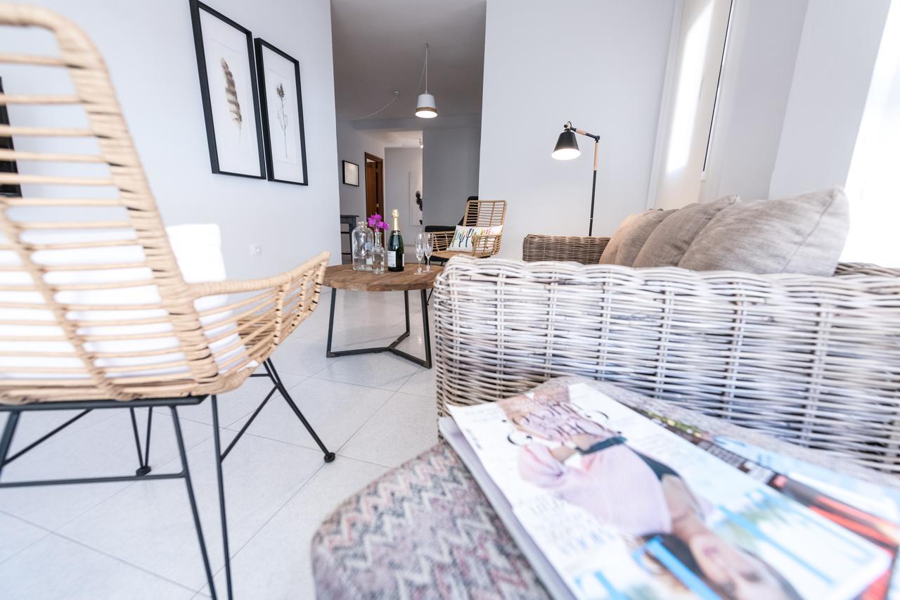 Apartment La Farmacia *